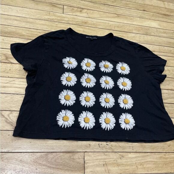 TRULY MADLY DEEPLY Womens L Crop Tee Daisy Black Nature Classic Boho Basic L - Picture 15 of 16